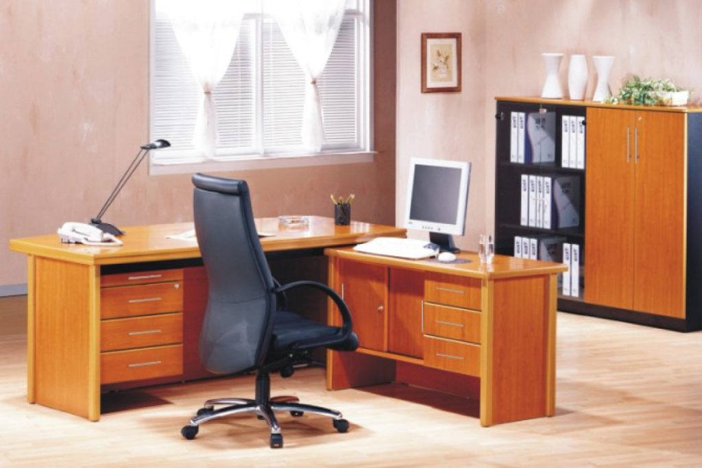 Savio-Executive-Desk